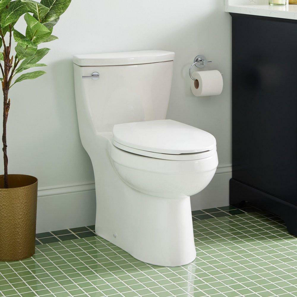 1.28 Gpf Elongated One Piece Skirted Toilet In White Residential Toilets